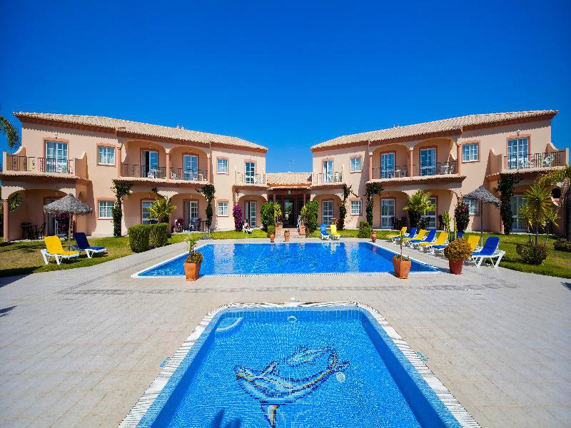 Atalaia Sol Aparthotel - Tennis & Heated Pool In Winter 라고스 외부 사진